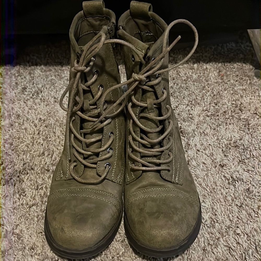 Women’s Olive Green Combat Boots